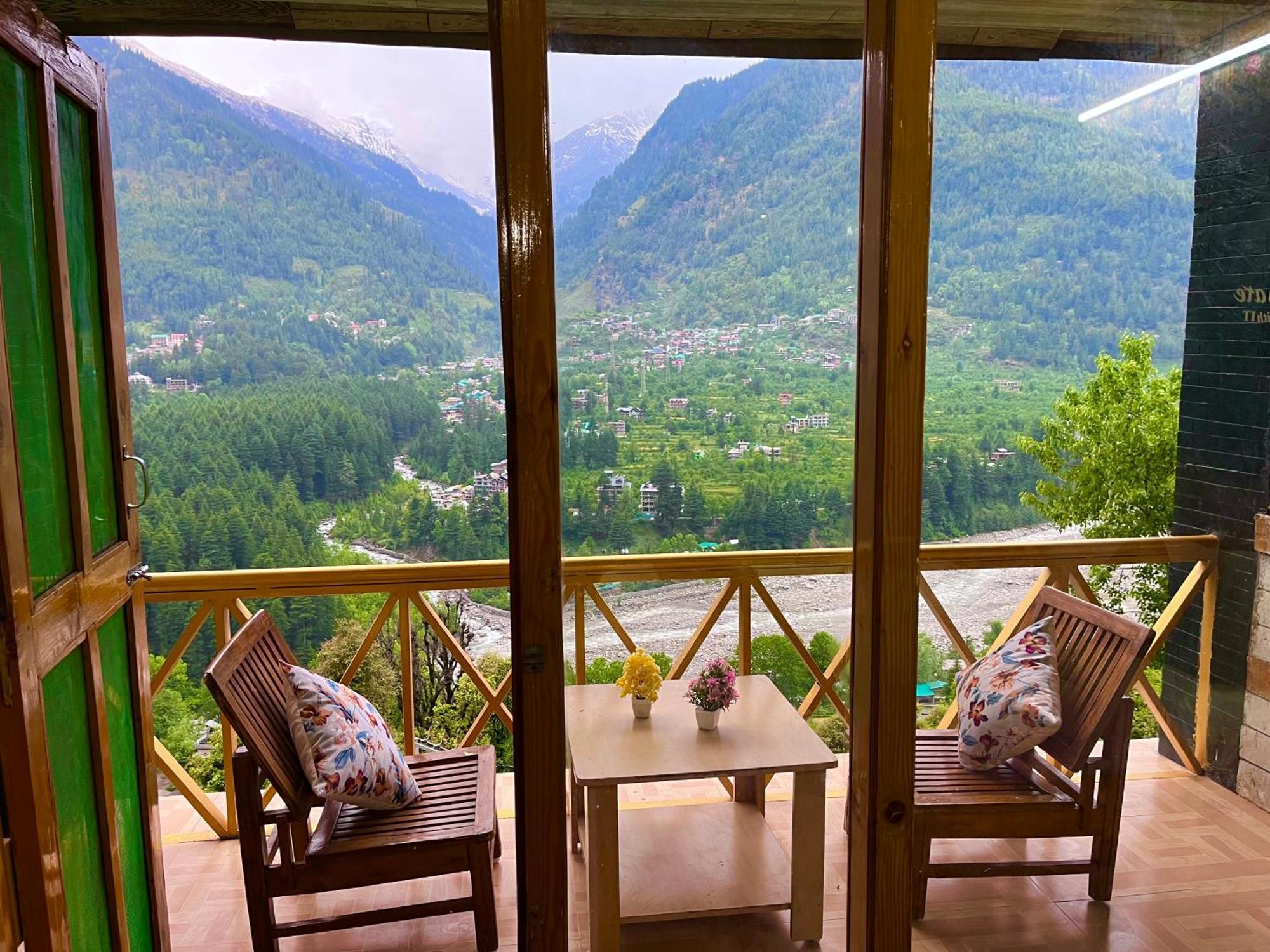 Naina Spring Resort, Manali - Away From City Hustle Manali (Himachal Pradesh) Exterior photo